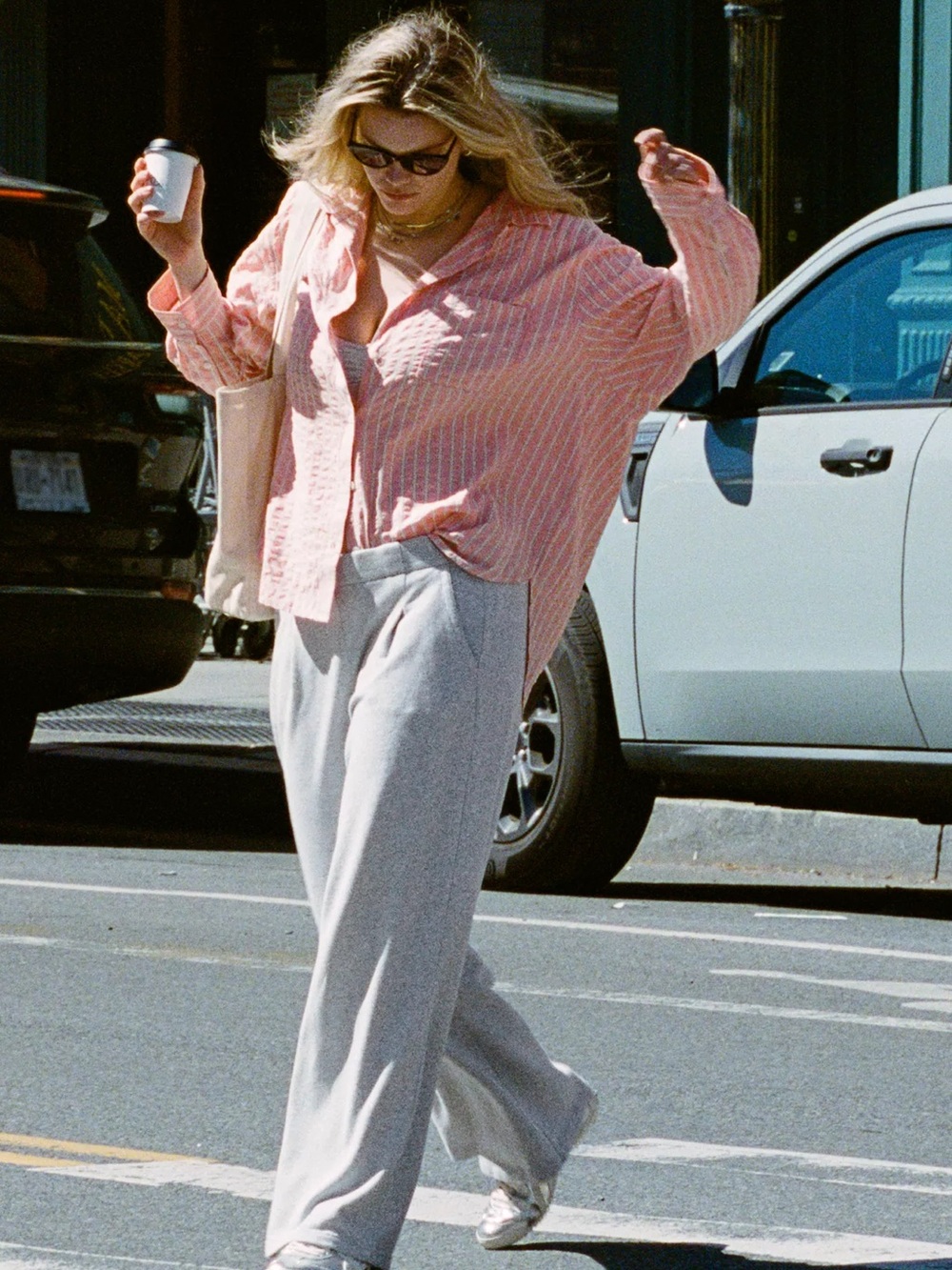 Aerie Off-Duty Seersucker Button Down Oversized Pink White Shirt Small - Picture 3 of 8